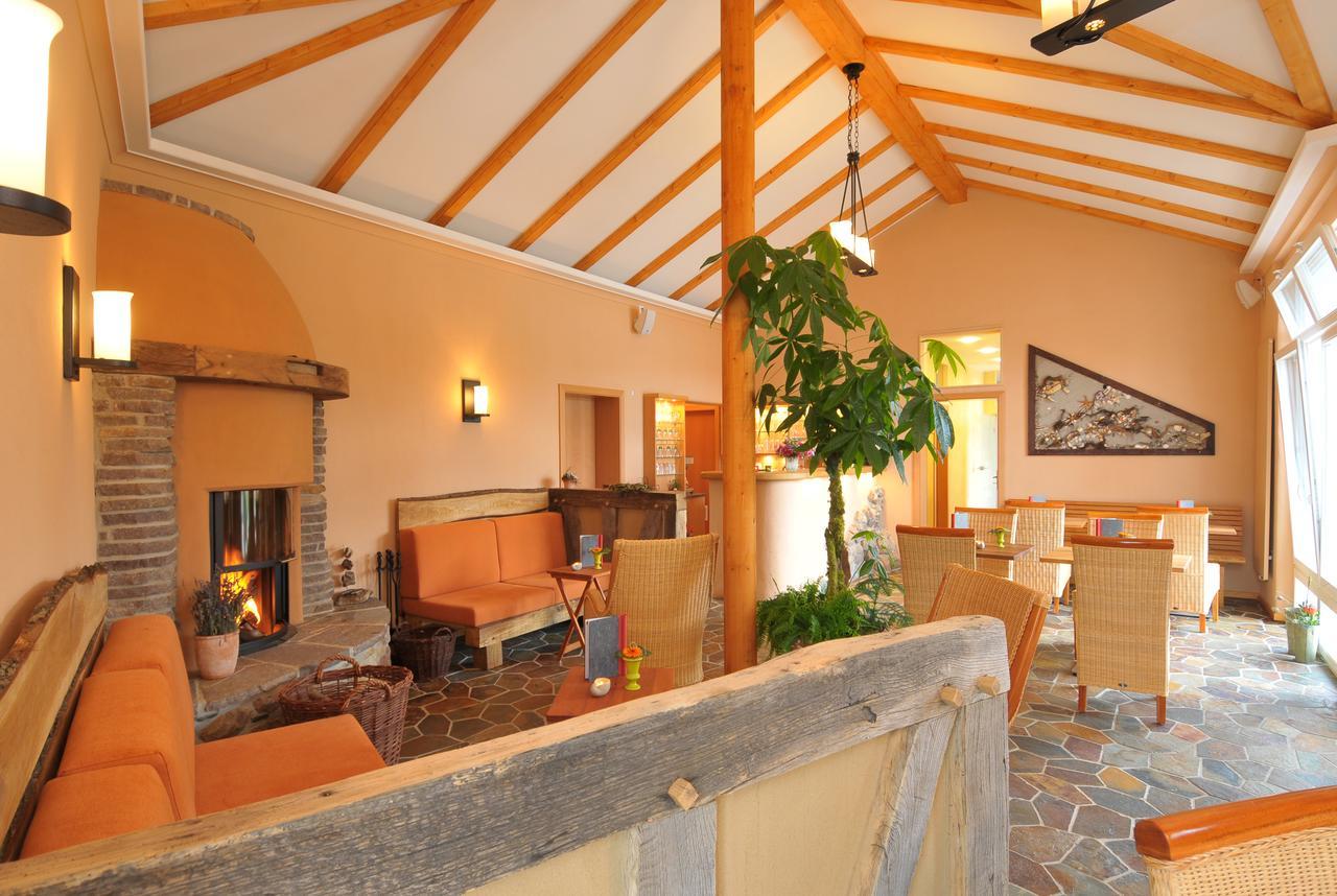 Bio- Und Gesundheitshotel Gutshaus Stellshagen Экстерьер фото
