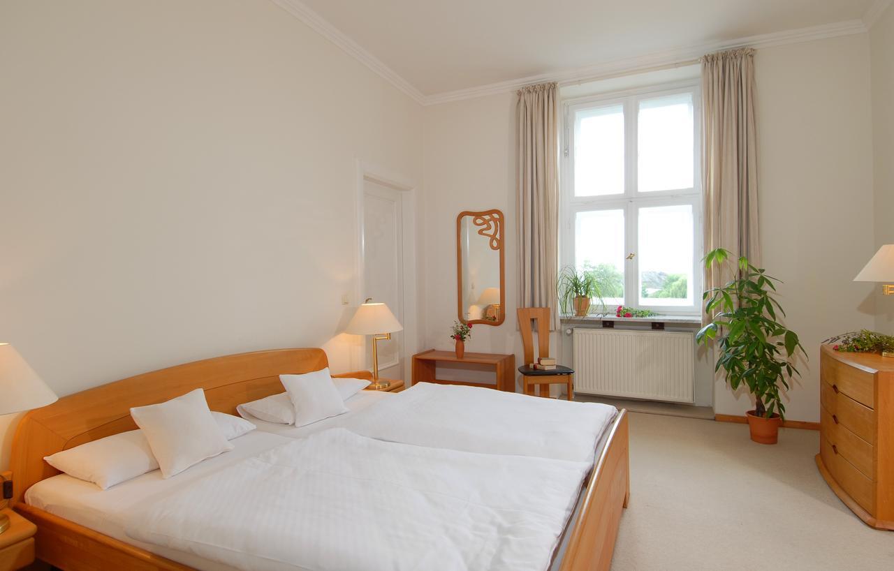 Bio- Und Gesundheitshotel Gutshaus Stellshagen Экстерьер фото